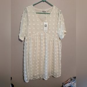 NWT short white 3/4 sleeve dress